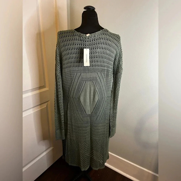 Francesca’s NWT Blue Rain Sage Green Loose Knit Lightweight Duster Cardigan Sz M - Picture 4 of 9